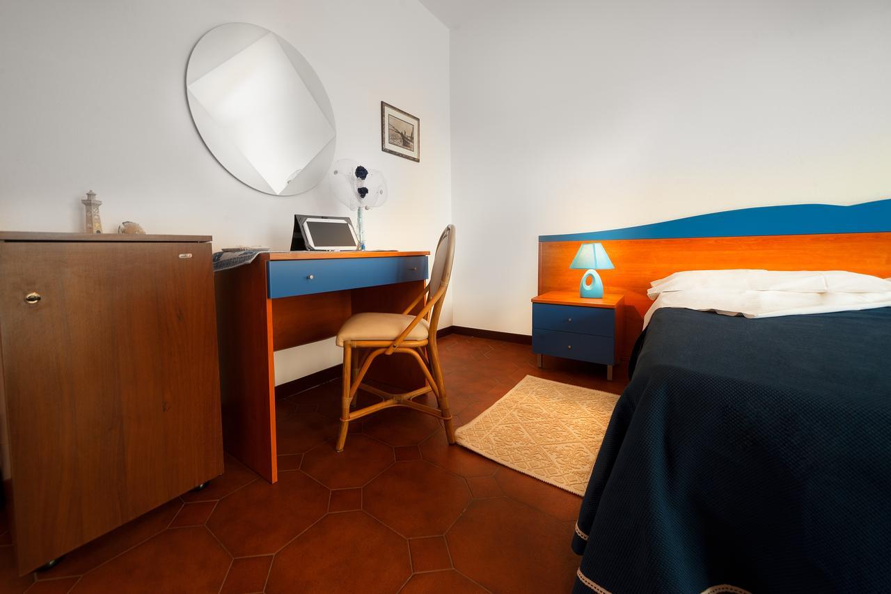 B & B Brisa Del Mar Alghero Buitenkant foto